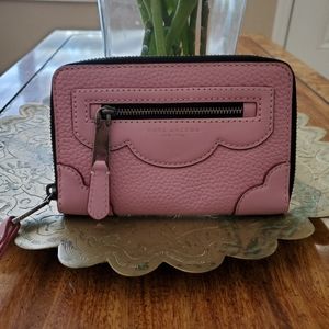 Marc Jacobs zip around wallet